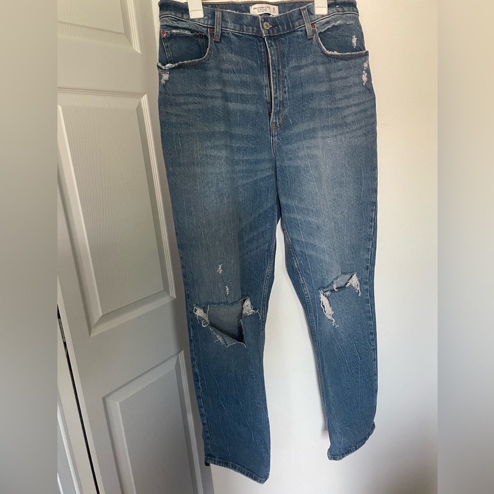Abercrombie & Fitch 90’s straight ultra high rise jeans
